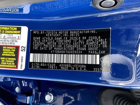 Used 2025 Toyota Camry SE image 19