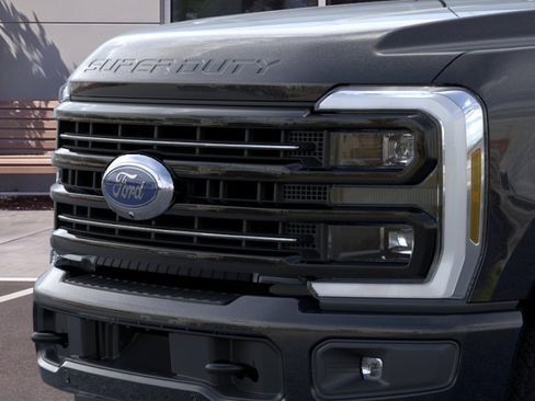 New 2026 Ford F250 Platinum w/ FX4 Off-Road Package AWD/4WD image 17