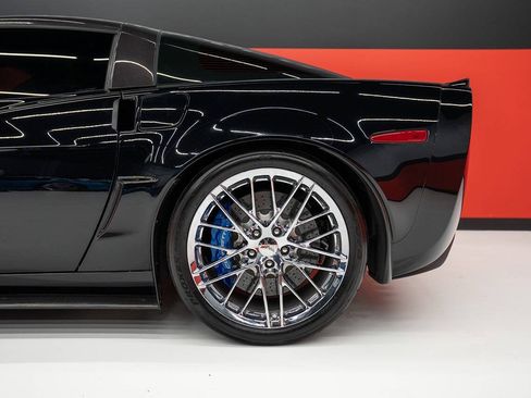 Used 2010 Chevrolet Corvette ZR1 w/ Preferred Equipment Group RWD image 26