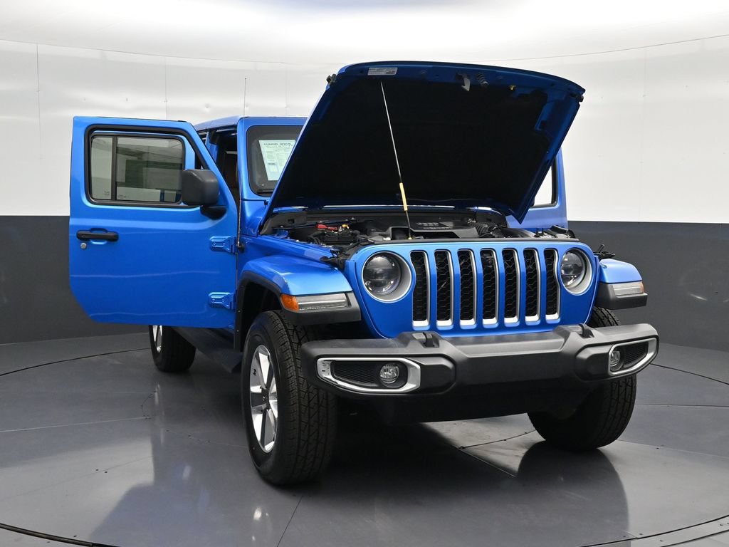 Used 2023 Jeep Wrangler Unlimited Sahara w/ LED Lighting Group AWD/4WD image 35