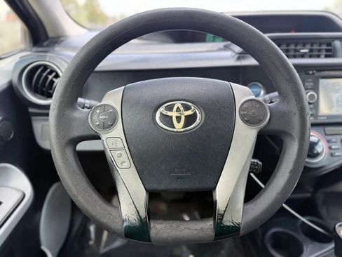 Used 2012 Toyota Prius C Four image 22