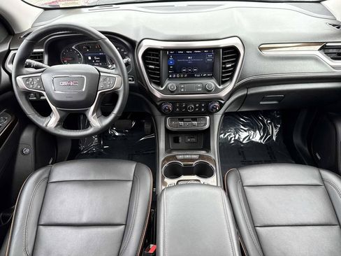 Used 2023 GMC Acadia AT4 w/ Preferred Package AWD/4WD image 16