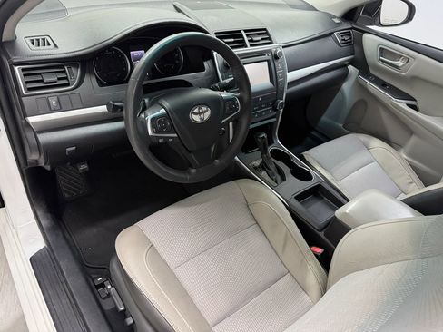 Used 2017 Toyota Camry SE FWD image 10
