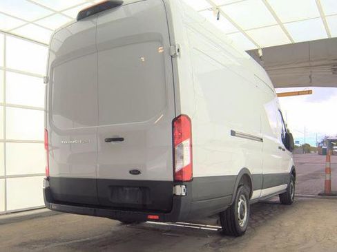 Used 2023 Ford Transit 250 148 High Roof Extended w/ Load Area Protection Package RWD image 3