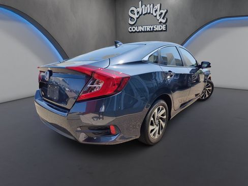 Used 2018 Honda Civic EX image 3