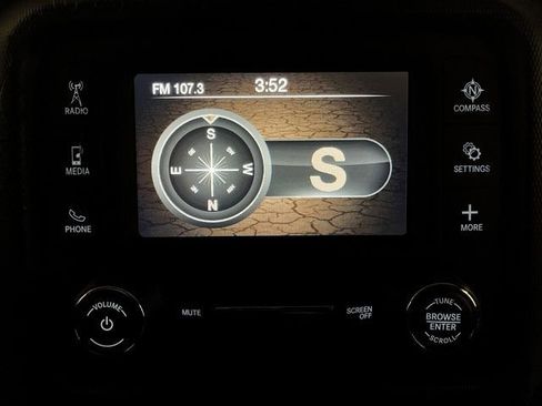 Used 2021 Jeep Wrangler Sport S image 18