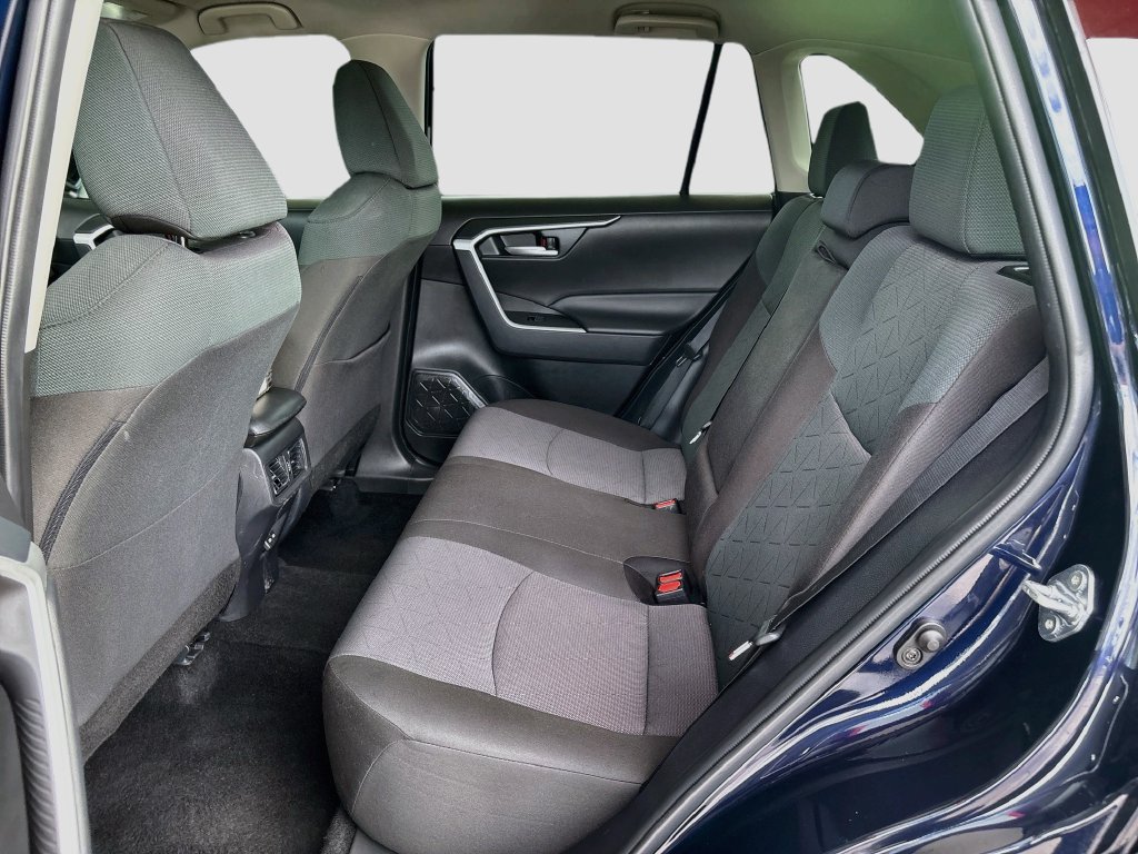 Certified 2025 Toyota RAV4 XLE FWD image 20