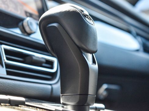 Used 2023 Porsche Macan image 21