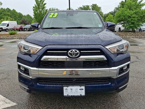 Used 2023 Toyota 4Runner Limited AWD/4WD image 2