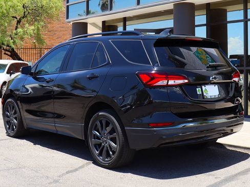 Used 2022 Chevrolet Equinox RS w/ RS Leather Package FWD image 9