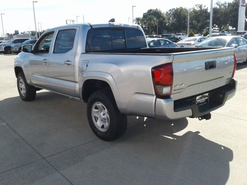 Used 2023 Toyota Tacoma SR image 5