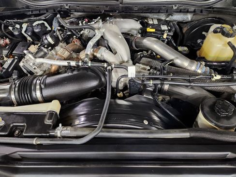 Used 2020 Ford F250 Lariat w/ Lariat Ultimate Package image 54