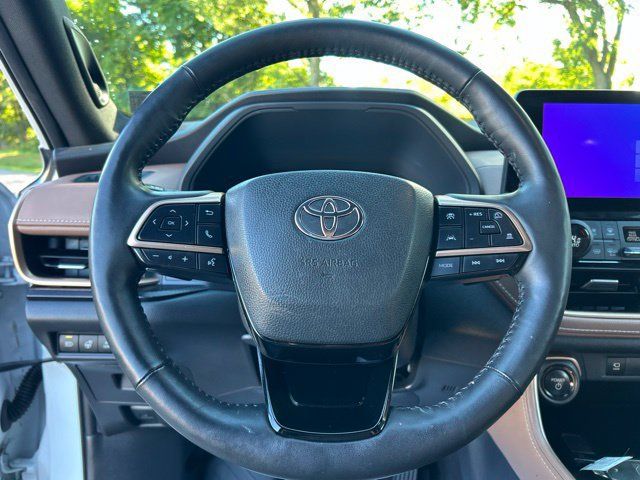Used 2026 Toyota Grand Highlander AWD Hybrid image 49