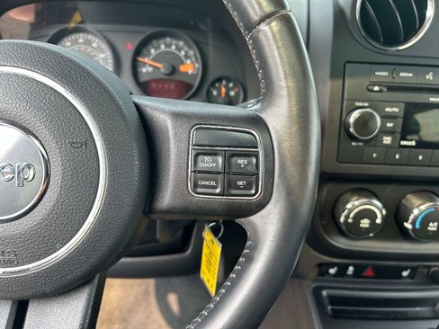 Used 2016 Jeep Patriot High Altitude image 20