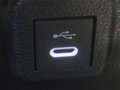 Certified 2025 Toyota Corolla SE image 23