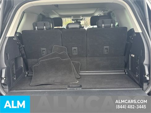 Certified 2025 Ford Expedition Platinum image 23