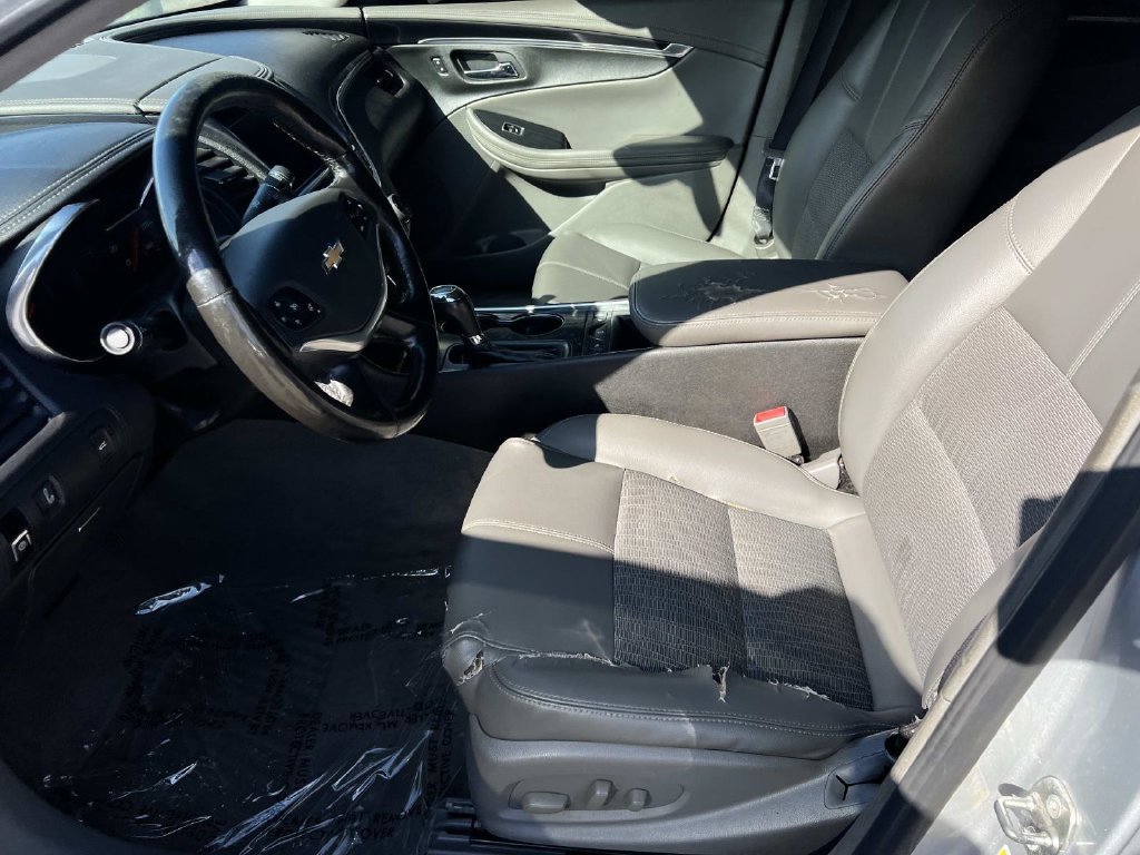 Used 2018 Chevrolet Impala LT w/ LT Convenience Package FWD image 14