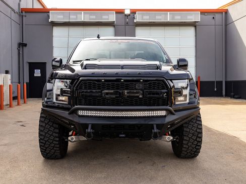 Used 2019 Ford F150 Raptor w/ Equipment Group 802A Luxury image 2