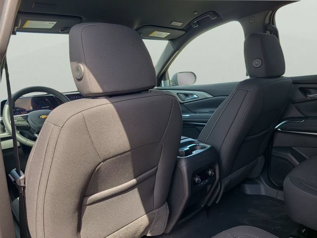 New 2026 Chevrolet Traverse LT FWD image 9