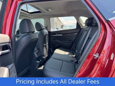 New 2026 Kia Seltos SX w/ SX Sunroof Package AWD/4WD image 8