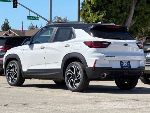New 2026 Chevrolet TrailBlazer RS w/ Convenience Package FWD image 8