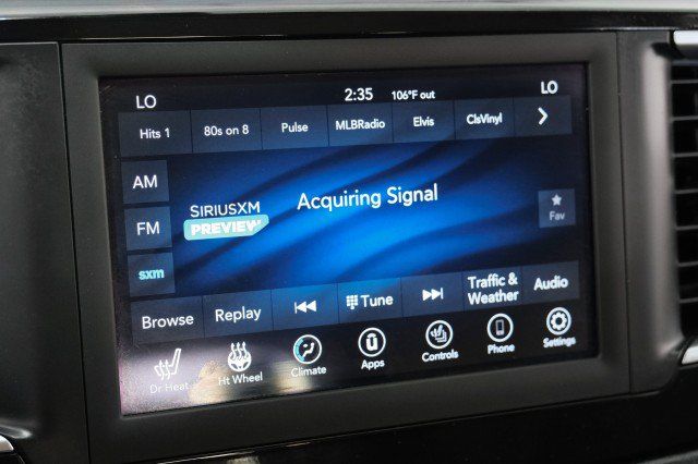 Used 2019 Chrysler Pacifica Touring-L FWD image 26