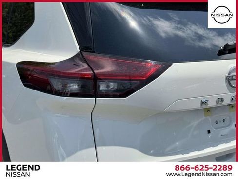 Certified 2023 Nissan Rogue SL w/ SL Premium Package AWD/4WD image 11
