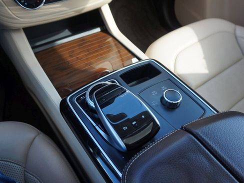 Used 2017 Mercedes-Benz GLE 350 image 49