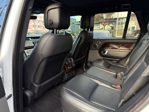 Used 2020 Land Rover Range Rover image 50