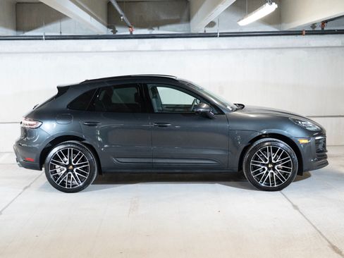Certified 2026 Porsche Macan AWD/4WD image 8