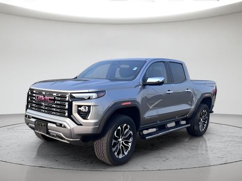 Used 2025 GMC Canyon Denali AWD/4WD image 8