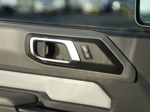 Certified 2022 Ford Bronco Base image 25