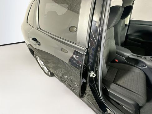 Used 2025 Honda HR-V LX image 28