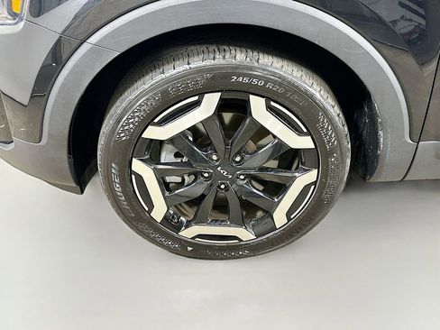 Used 2025 Kia Telluride S image 8