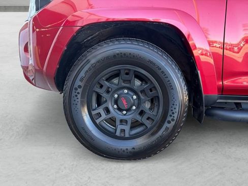 Used 2023 Toyota 4Runner SR5 Premium w/ Moonroof Package image 23