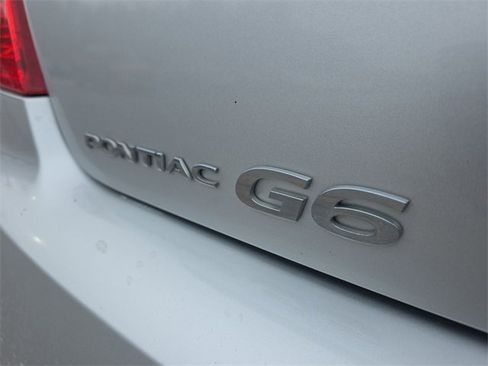 Used 2009 Pontiac G6 Sedan w/ Sport Package 1 image 25