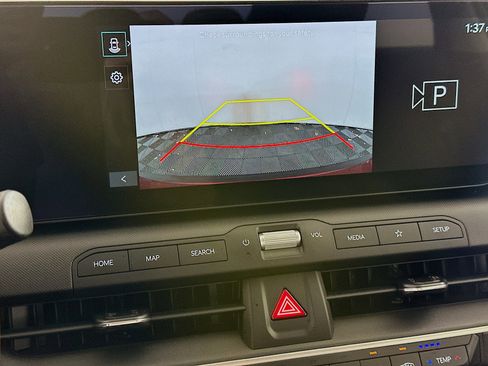 Used 2025 Kia K4 LXS image 22