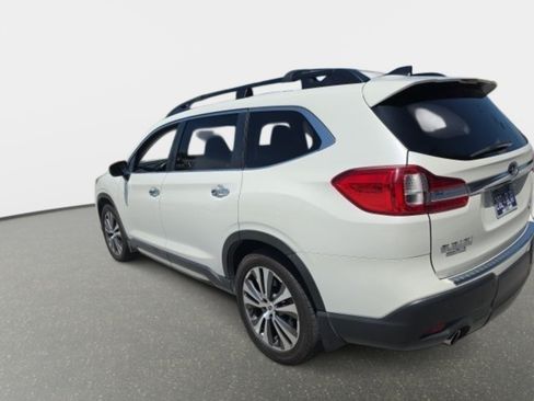 Used 2022 Subaru Ascent Touring w/ Popular Package #2A AWD/4WD image 2