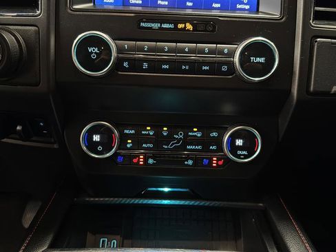 Used 2020 Ford Expedition Limited w/ Equipment Group 303A image 19