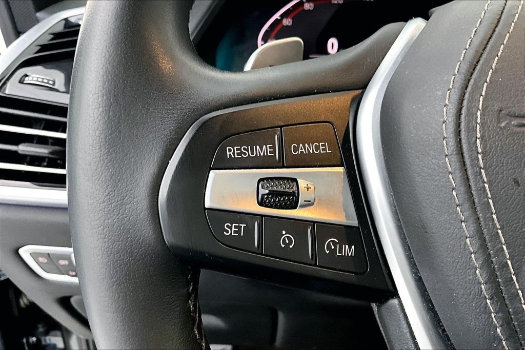 Used 2020 BMW X5 xDrive40i w/ Premium Package AWD/4WD image 24