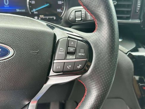 Used 2023 Ford Explorer ST-Line AWD/4WD image 24