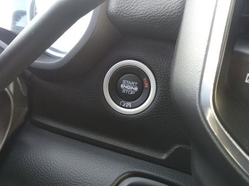 Used 2024 RAM 2500 Laramie w/ Night Edition image 16