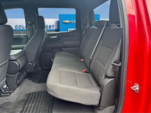 Used 2025 Chevrolet Silverado 1500 Custom Trail Boss w/ LPO, Dark Essentials Package AWD/4WD image 33