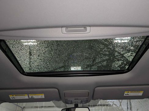 Used 2018 Honda Pilot EX-L image 18