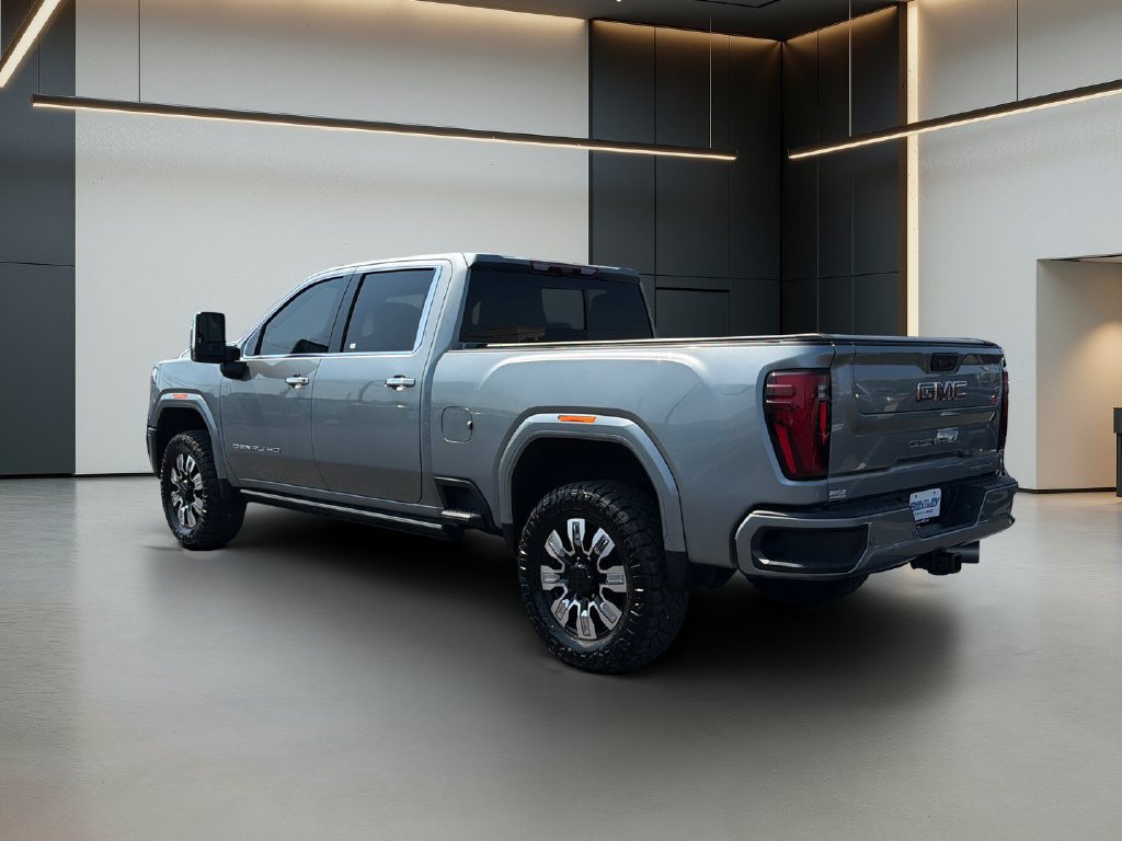 Used 2026 GMC Sierra 2500 Denali w/ Denali Reserve Package AWD/4WD image 3