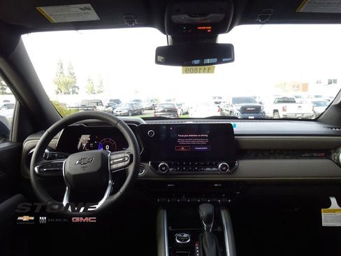 New 2026 Chevrolet Colorado ZR2 image 24