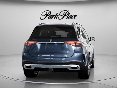New 2026 Mercedes-Benz GLE 450 4MATIC image 16