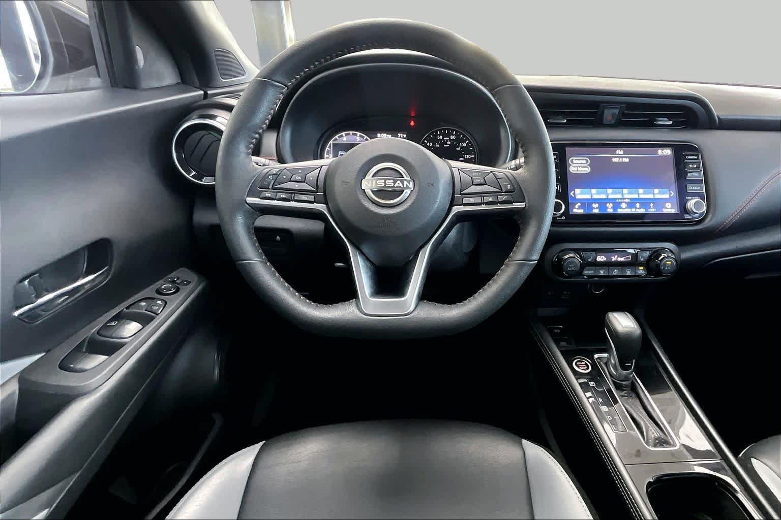 Certified 2024 Nissan Kicks SR w/ SR Premium Package FWD image 6