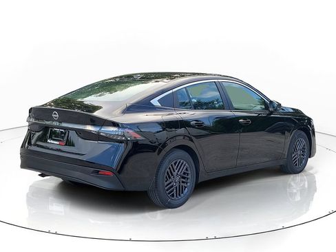 New 2026 Nissan Sentra SV w/ SV Convenience Package FWD image 3