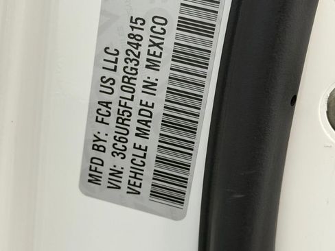 Used 2024 RAM 2500 Laramie image 33